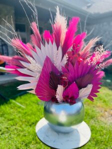 Gorgeous large Pink centerpiece arrangement. stunning piece that is perfect for weddings, office space or dinning rooms table.